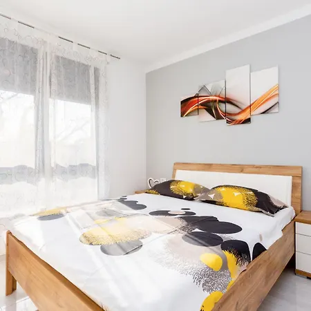 Apartament Betty - Mpolo *